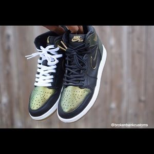 Custom Jordan 1 High Chameleon City of Flight